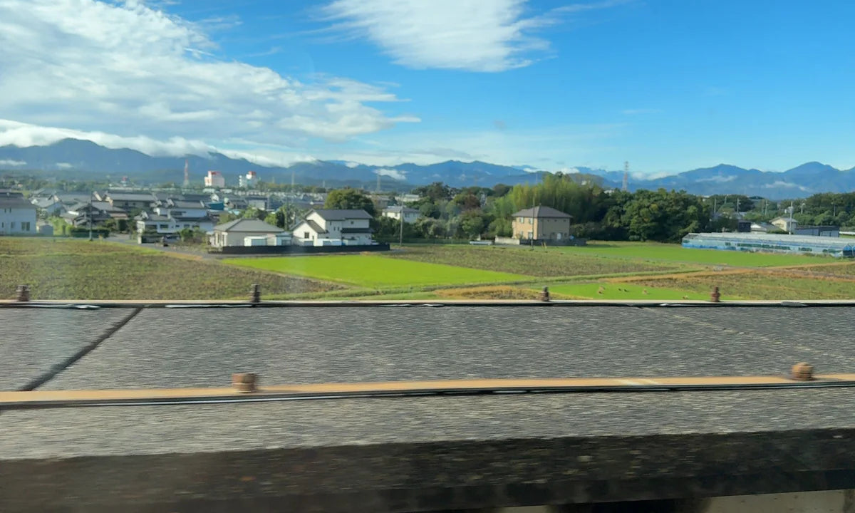 ついに念願の青空レストランの旅へ！！ 今日は特別に早朝の新幹線からお届け。